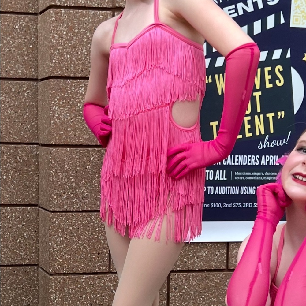 Weissman- Girls Vibrant Pink Fringe Dance Costume-See Me Now (C.U.T)- size MC - Picture 4 of 5